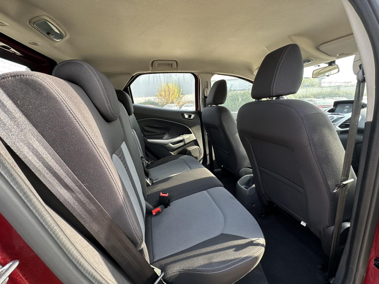 Ford EcoSport 2015 thumb 9