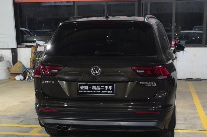 Volkswagen Tiguan 2017 thumb 2