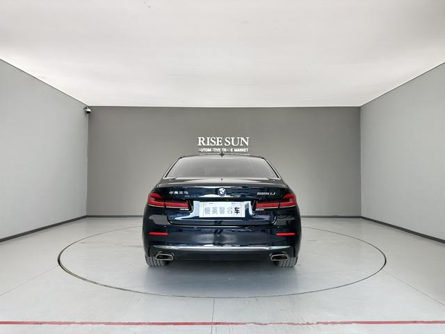 BMW 5 серии 2022 thumb 5