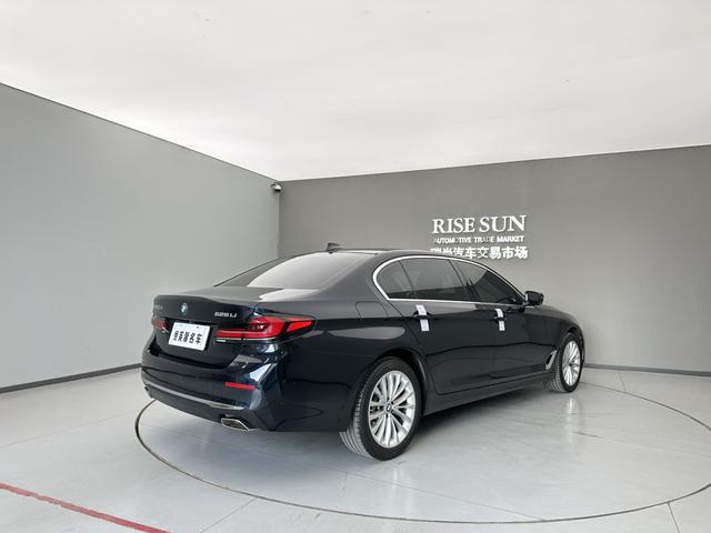 BMW 5 серии 2022 thumb 6