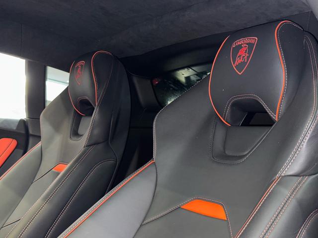 Lamborghini Huracán 2020 thumb 9