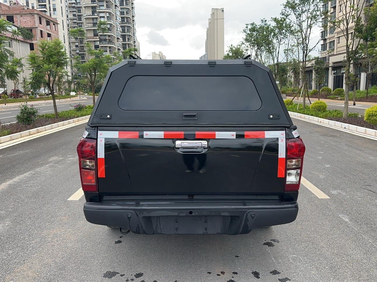 Isuzu D-MAX 2019 thumb 2