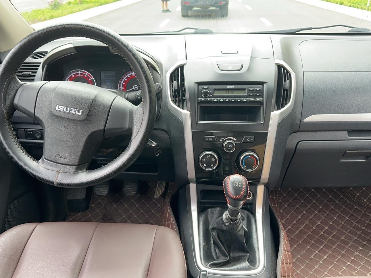 Isuzu D-MAX 2019 thumb 5