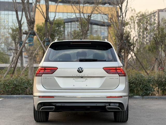 Volkswagen Tiguan 2021 thumb 8