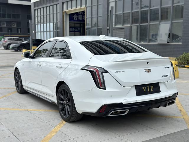 Cadillac CT4 2022 thumb 3