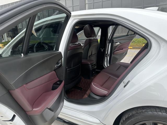 Cadillac CT4 2022 thumb 7