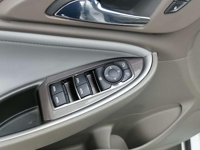 Chevrolet Malibu 2021 thumb 5