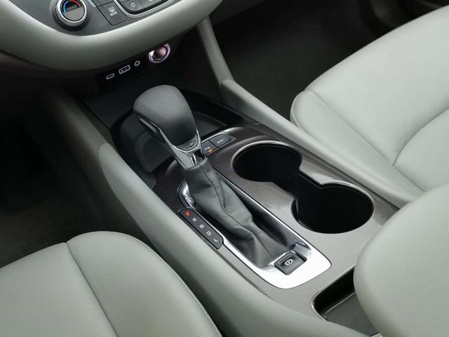 Chevrolet Malibu 2021 thumb 12
