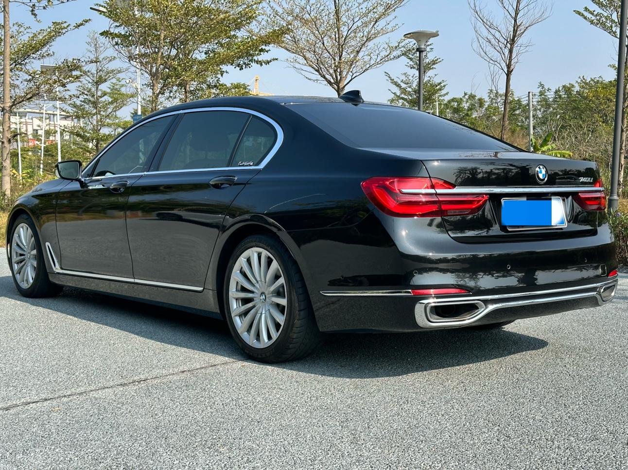 BMW 7 серии 2019 thumb 3