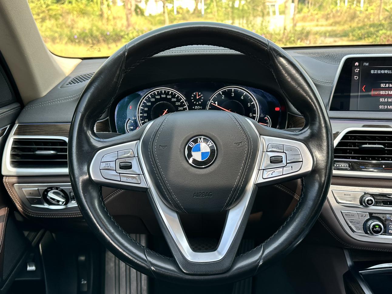 BMW 7 серии 2019 thumb 7