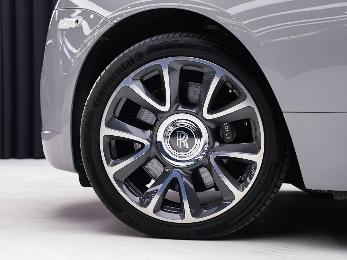 Rolls-Royce Wraith 2023 thumb 5