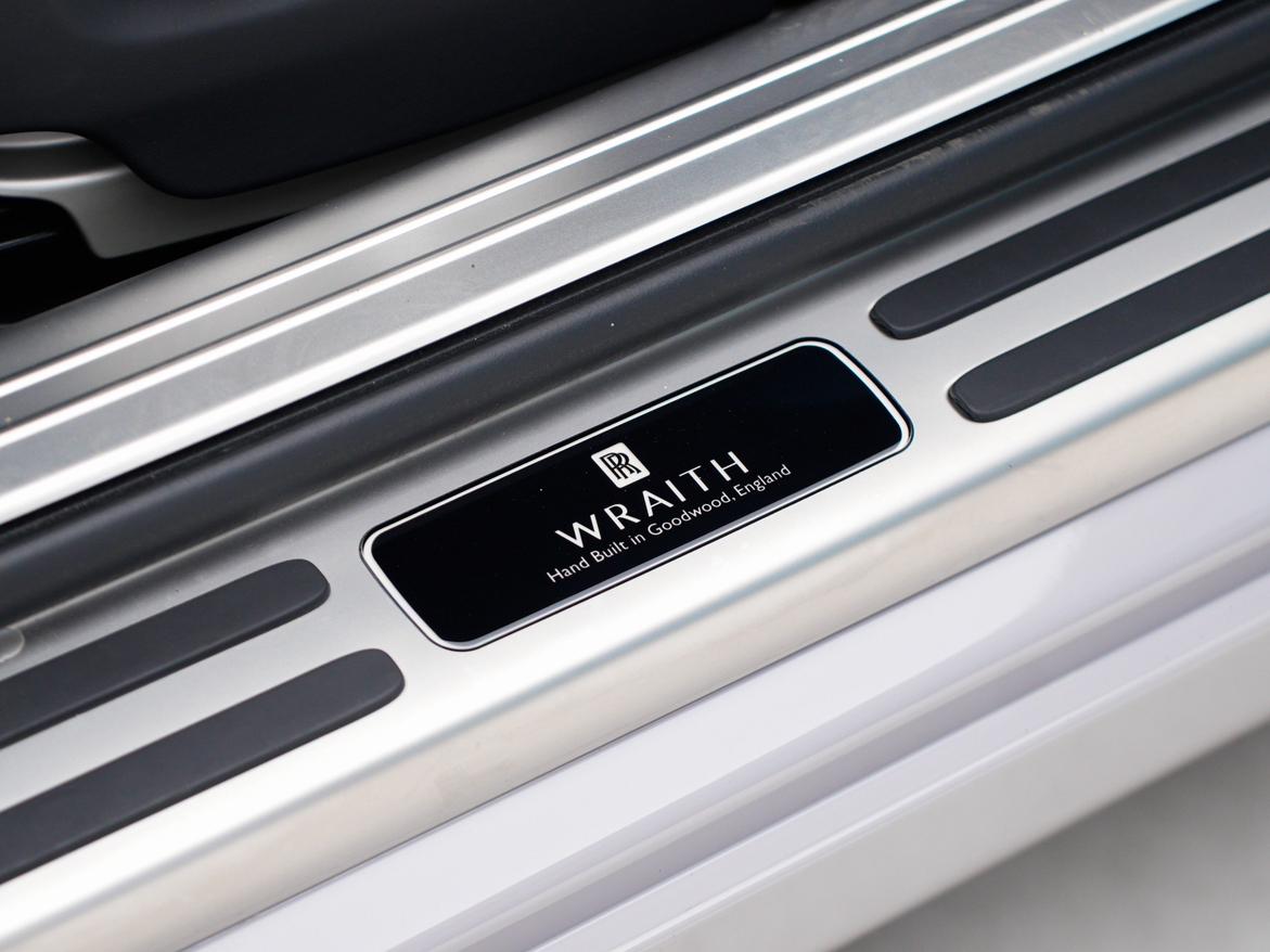 Rolls-Royce Wraith 2023 thumb 9