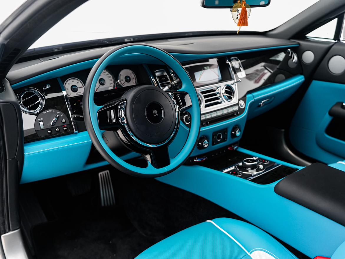 Rolls-Royce Wraith 2023 thumb 12