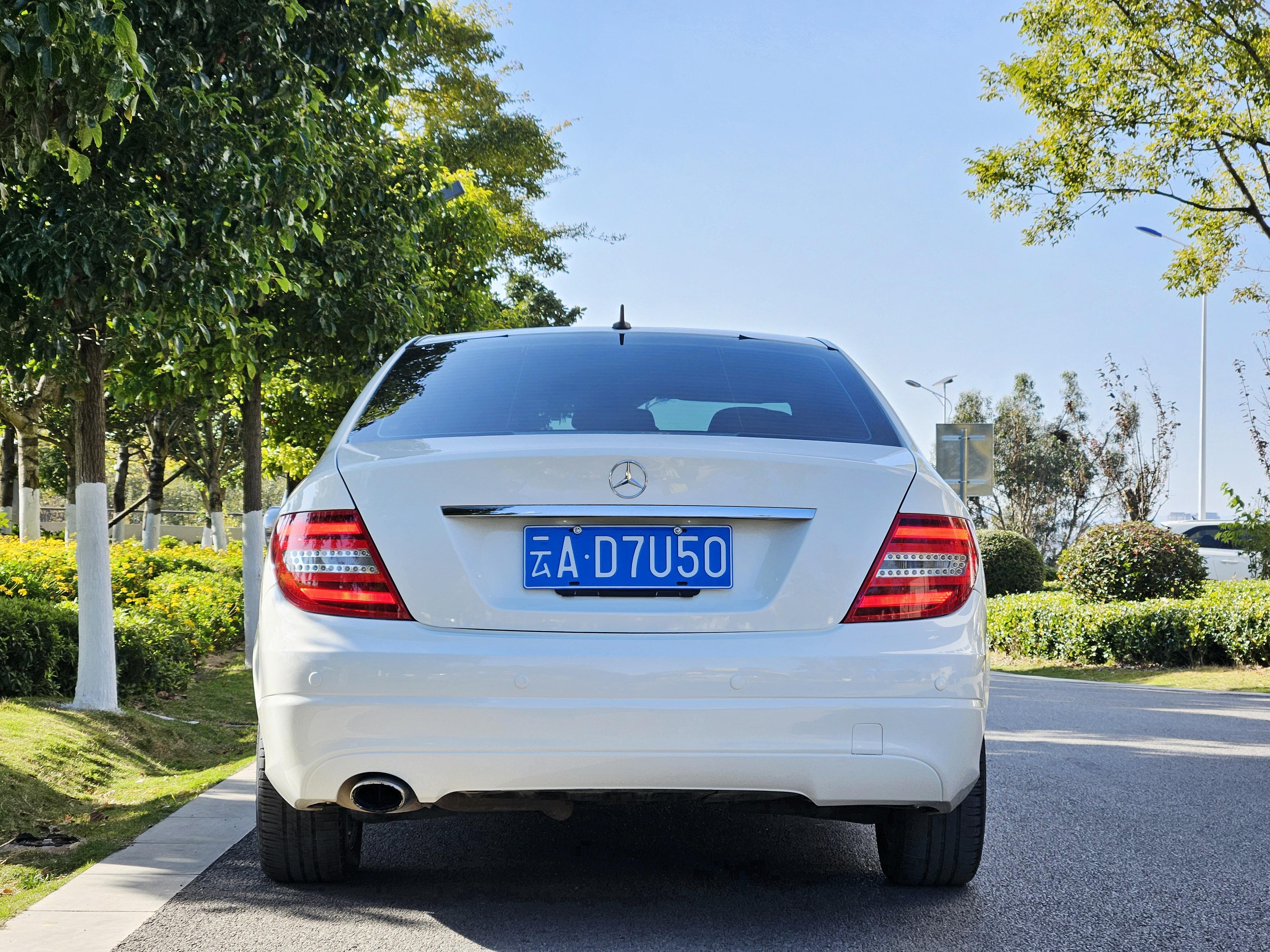 Mercedes-Benz C-Class 2013 thumb 2