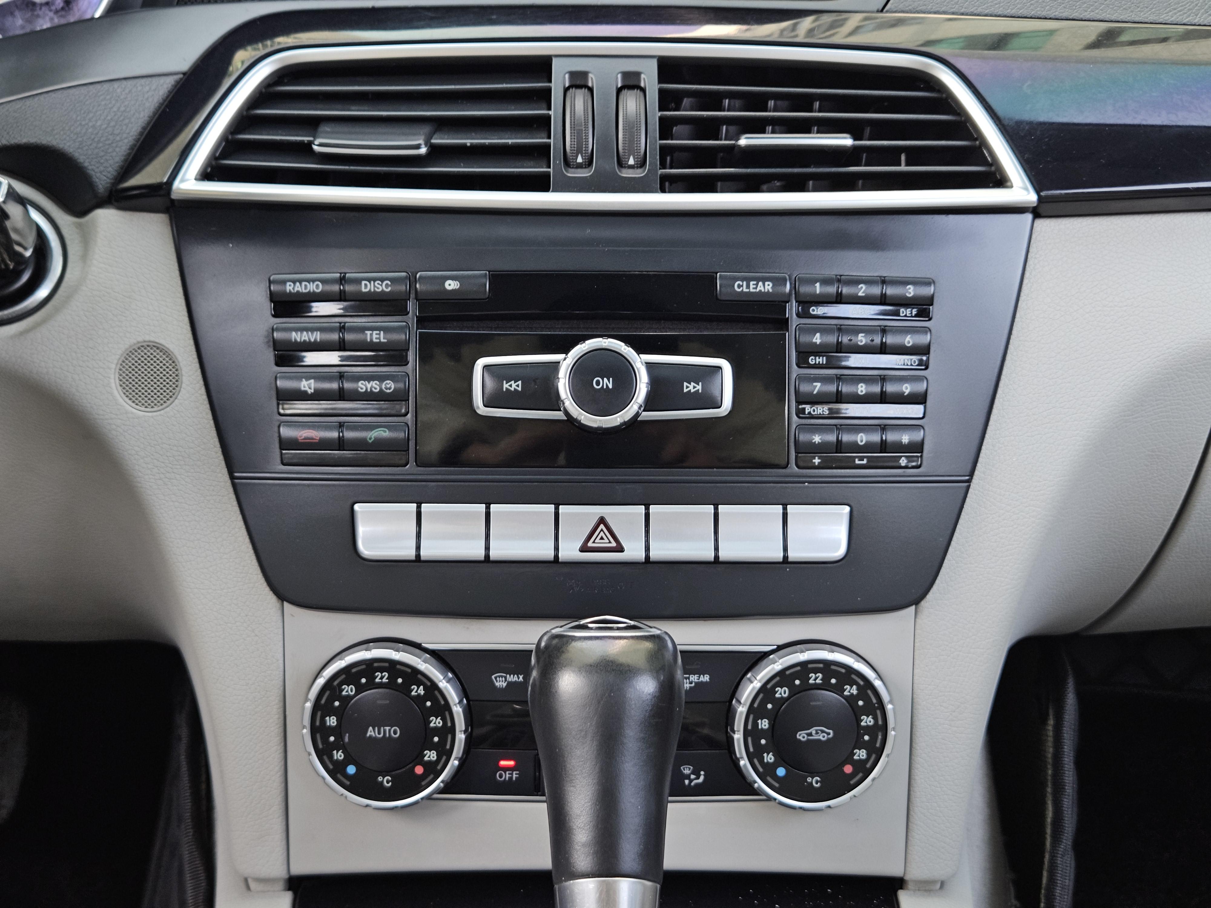 Mercedes-Benz C-Class 2013 thumb 5