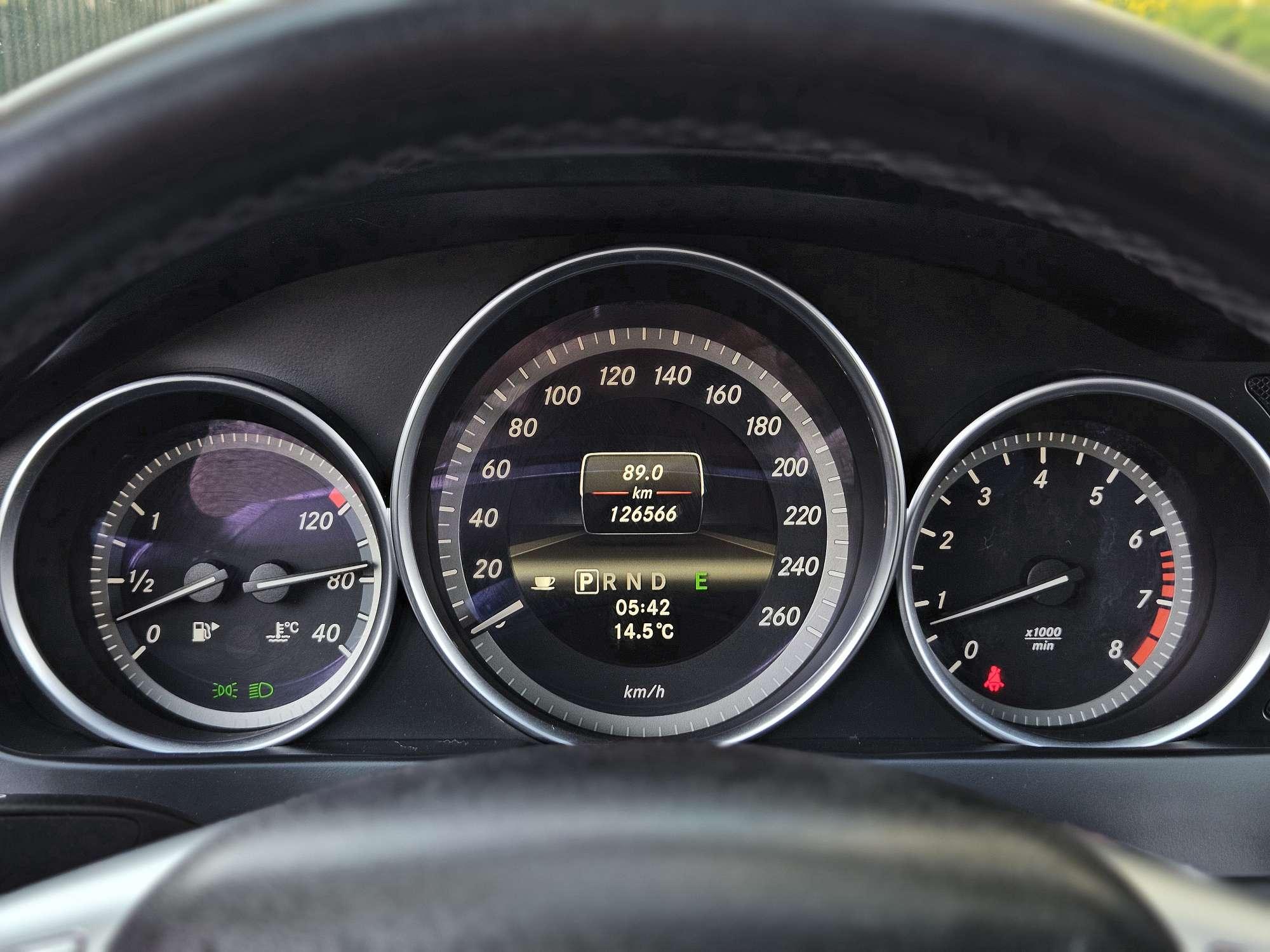 Mercedes-Benz C-Class 2013 thumb 12