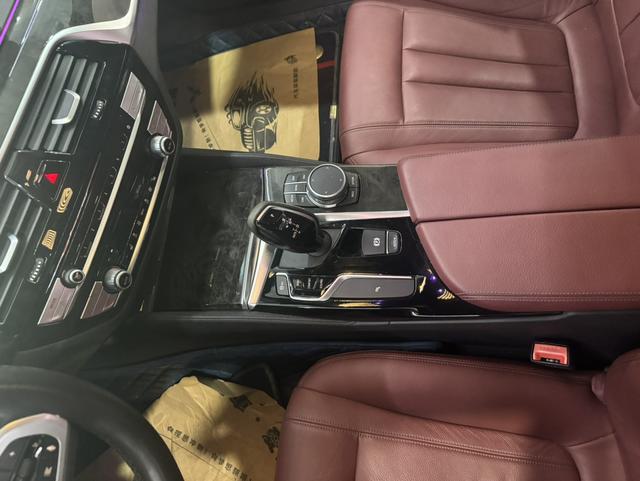 BMW 5 серии 2020 thumb 6