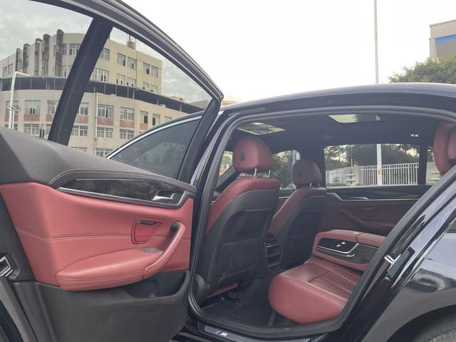 BMW 5 серии 2020 thumb 3