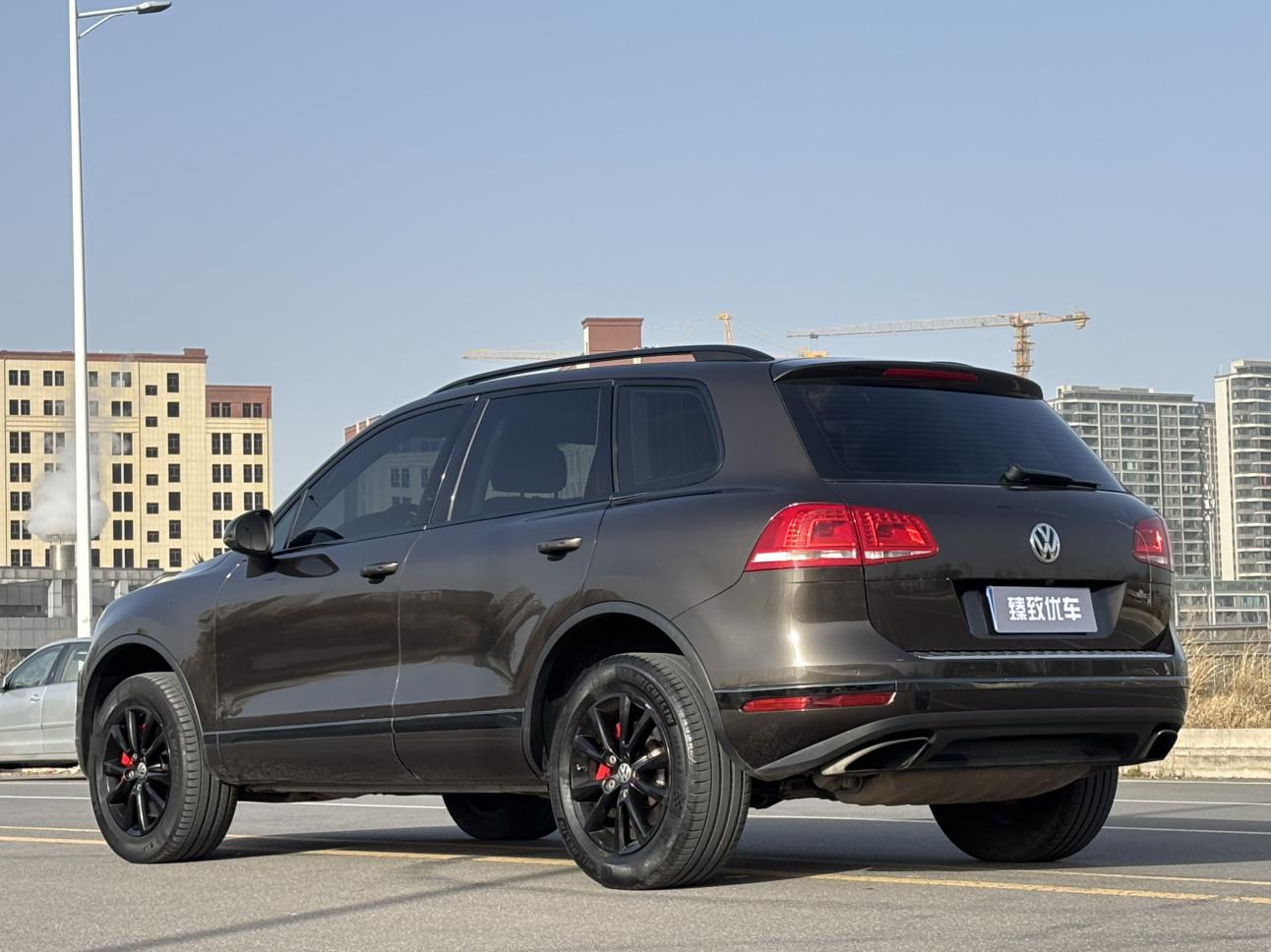 Volkswagen Touareg 2016 thumb 3