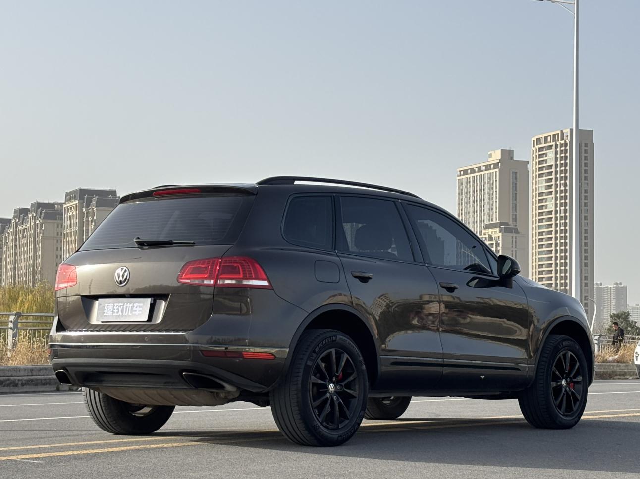 Volkswagen Touareg 2016 thumb 5
