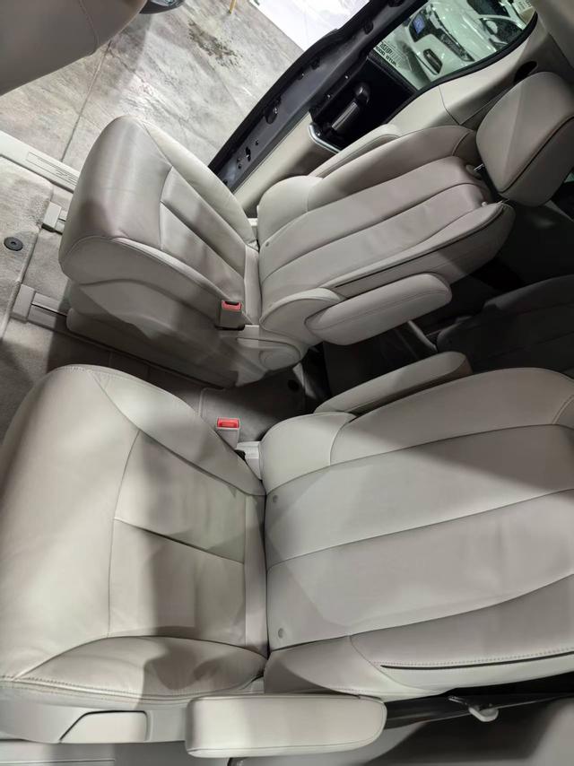Buick GL8 2021 thumb 2