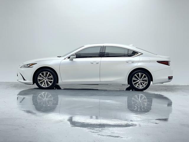 Lexus ES 2021 thumb 2