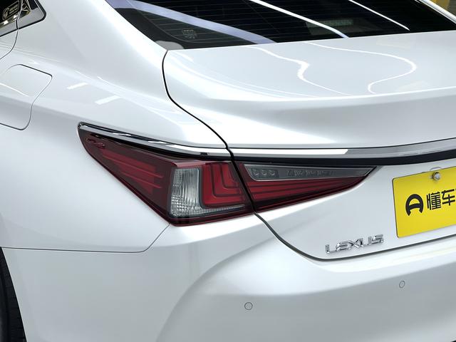 Lexus ES 2021 thumb 11