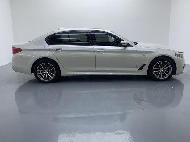 BMW 5 серии 2018 thumb 6