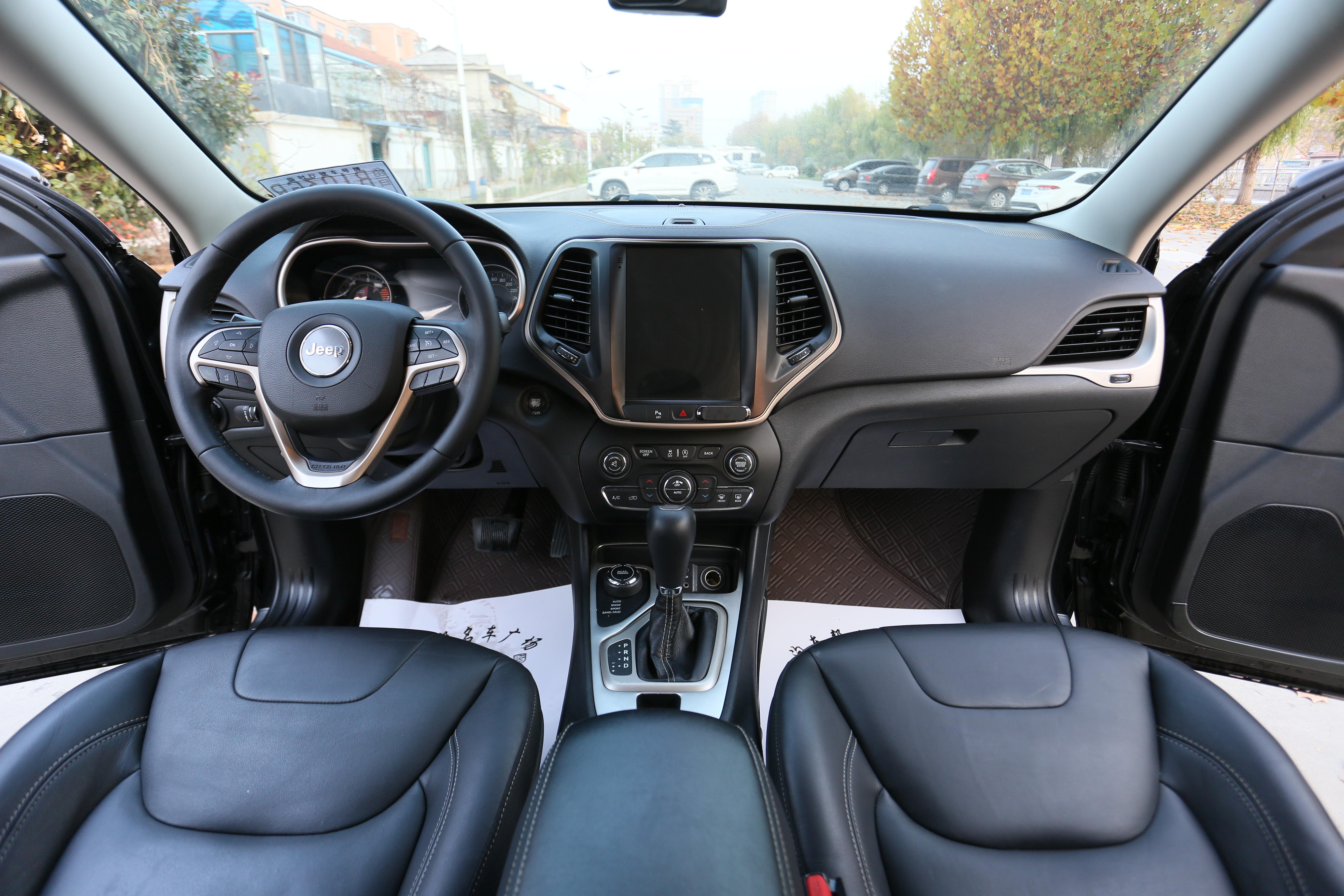 Jeep Renegade 2017 thumb 6