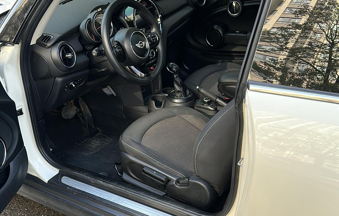 Mini Hatch 2018 thumb 9