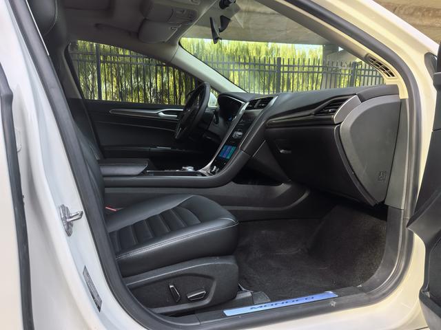 Ford Mondeo 2020 thumb 2