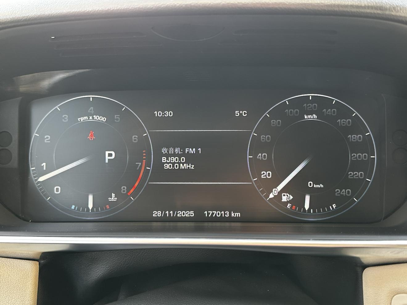 Land Rover Range Rover Sport 2014 thumb 11