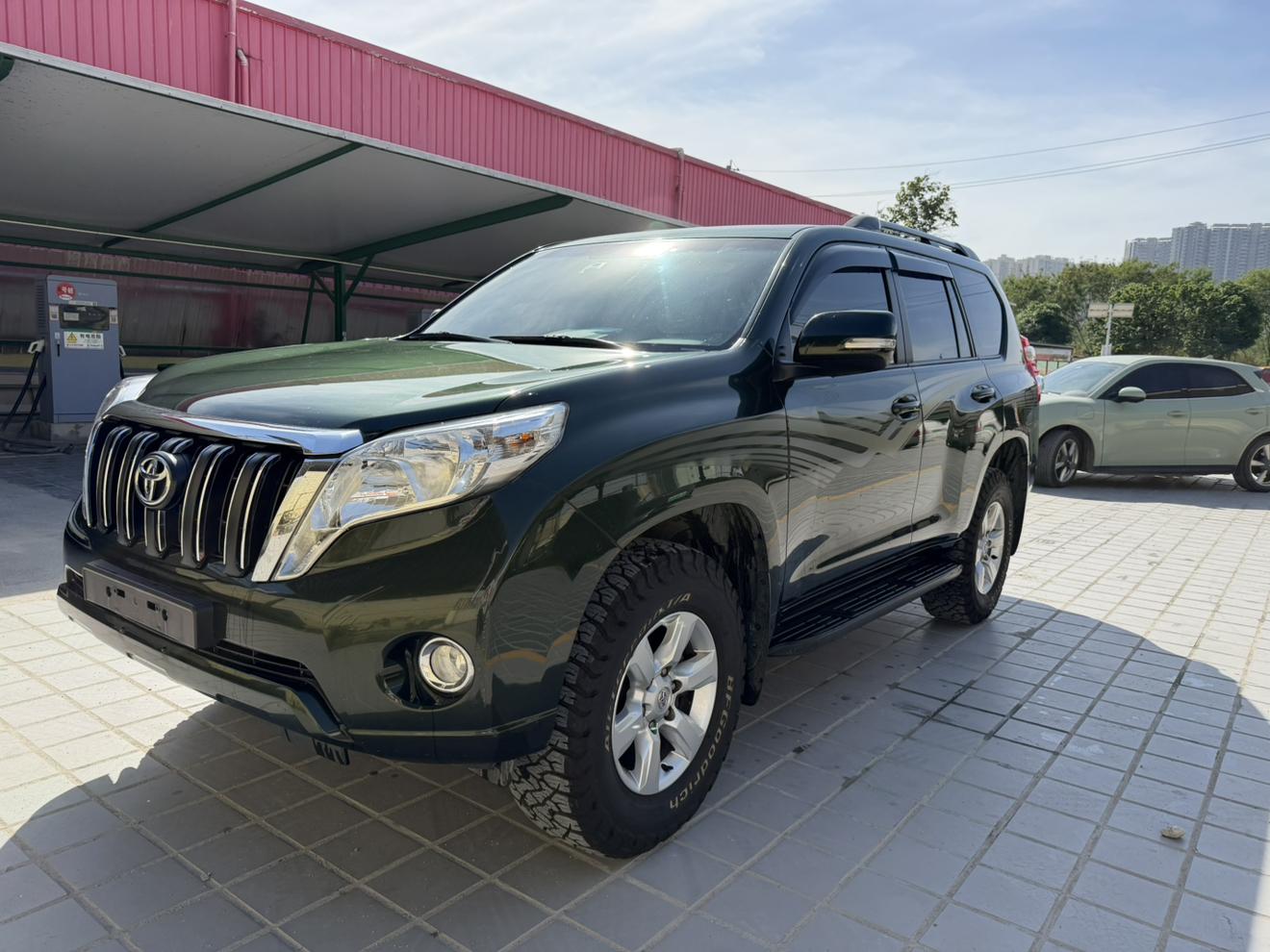 Toyota Land Cruiser Prado 2014 thumb 8