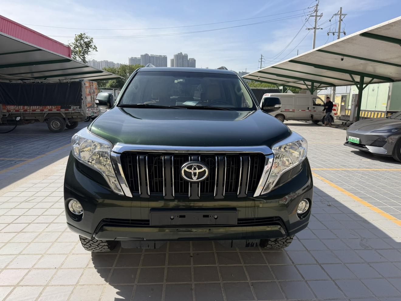 Toyota Land Cruiser Prado 2014 thumb 9