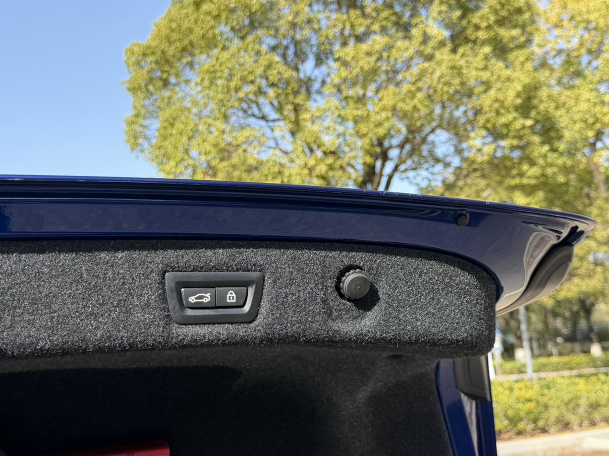 BMW M5 2018 thumb 5