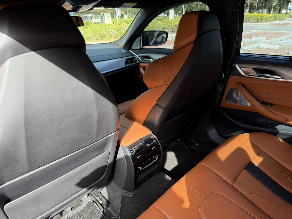 BMW M5 2018 thumb 6