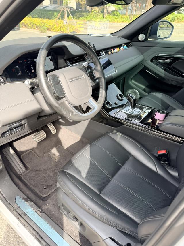 Land Rover Range Rover Velar 2020 thumb 2