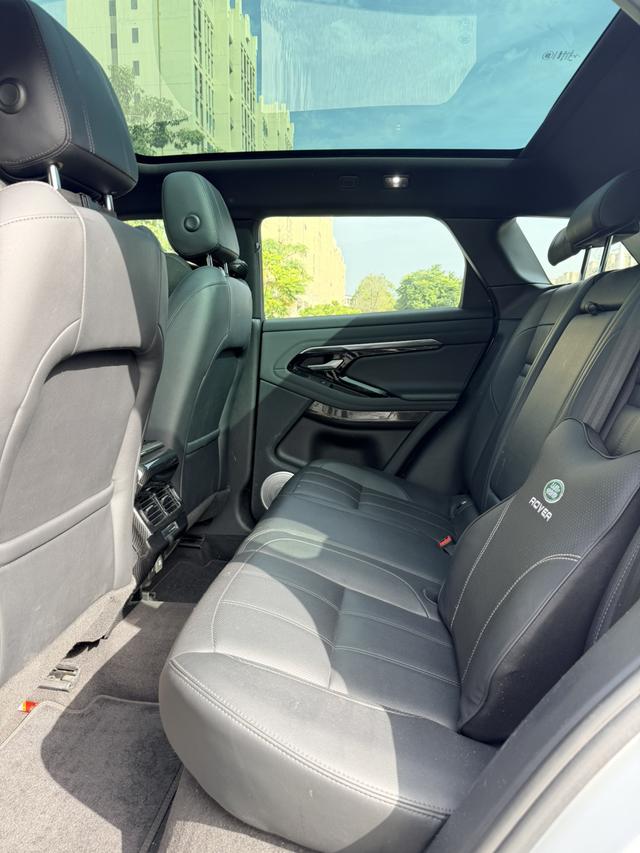 Land Rover Range Rover Velar 2020 thumb 4