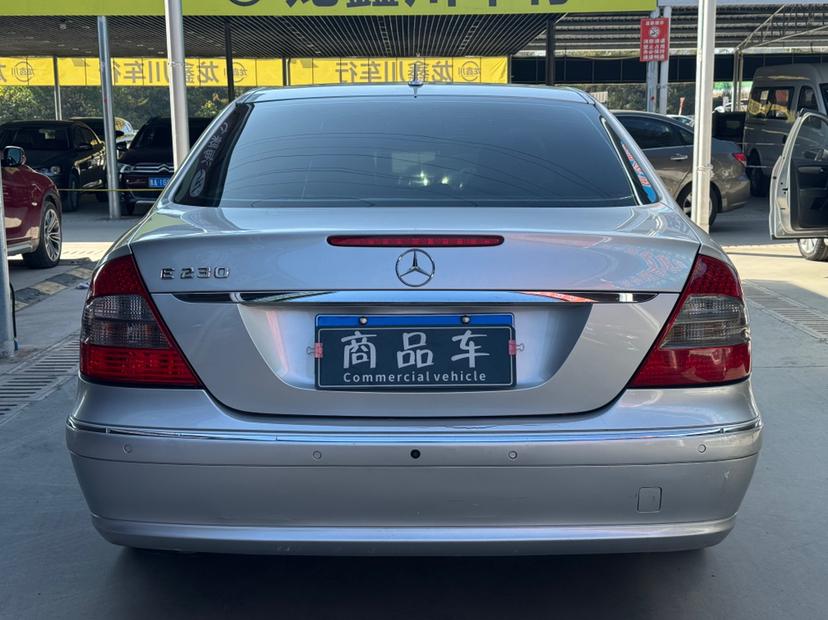 Mercedes-Benz E-Class 2008 thumb 2