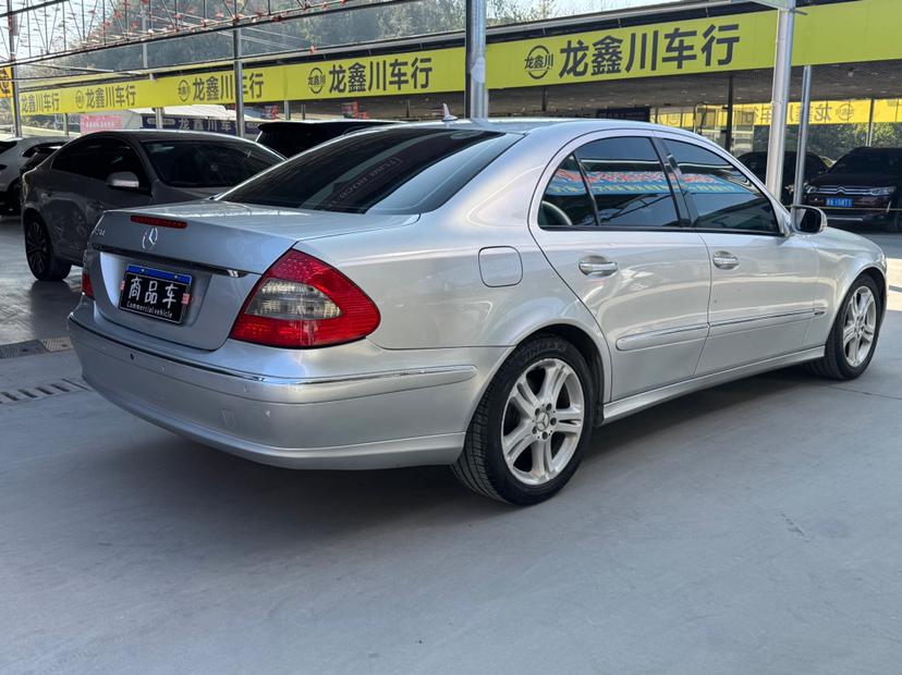 Mercedes-Benz E-Class 2008 thumb 3