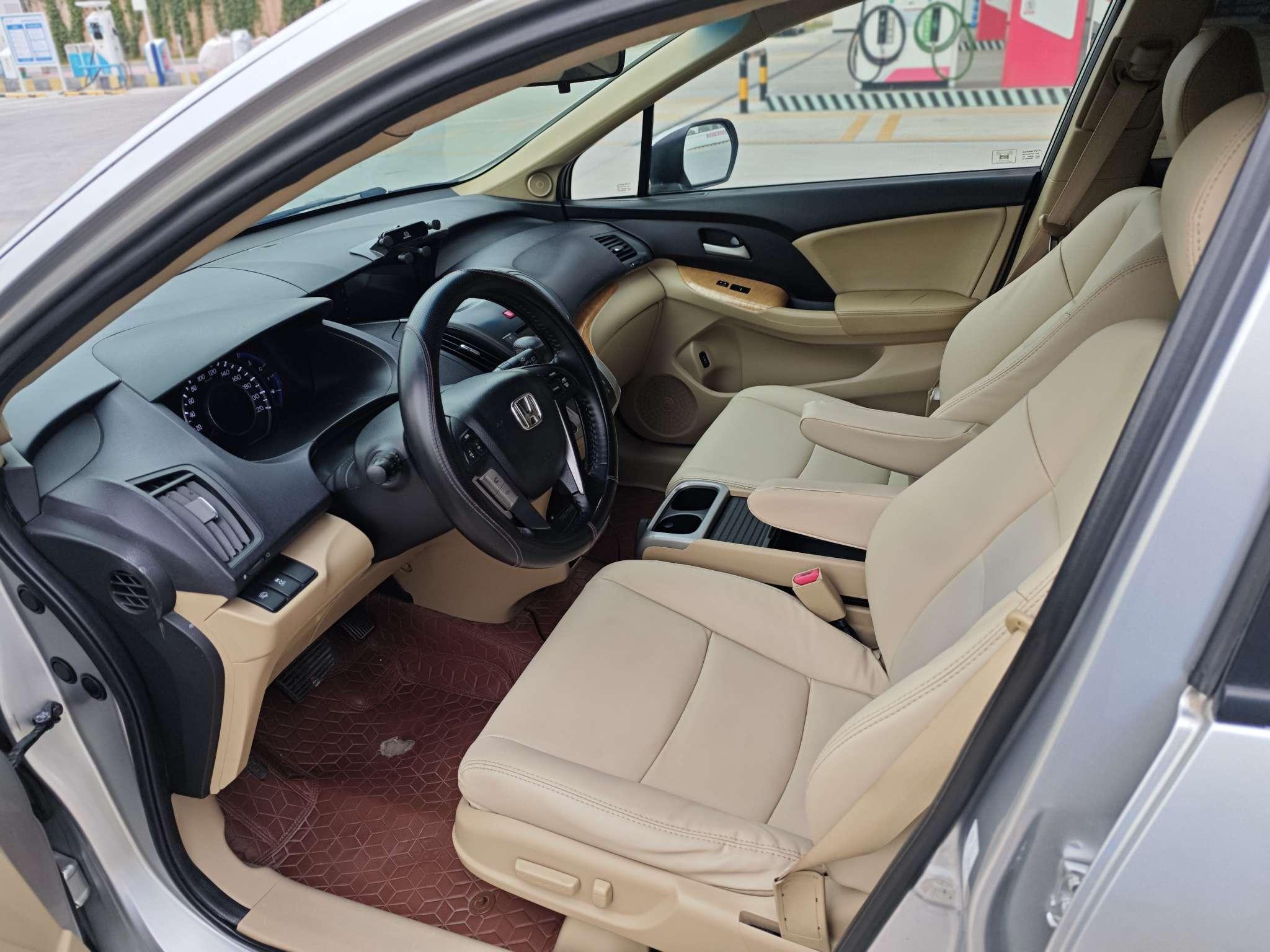 Honda Odyssey 2012 thumb 6