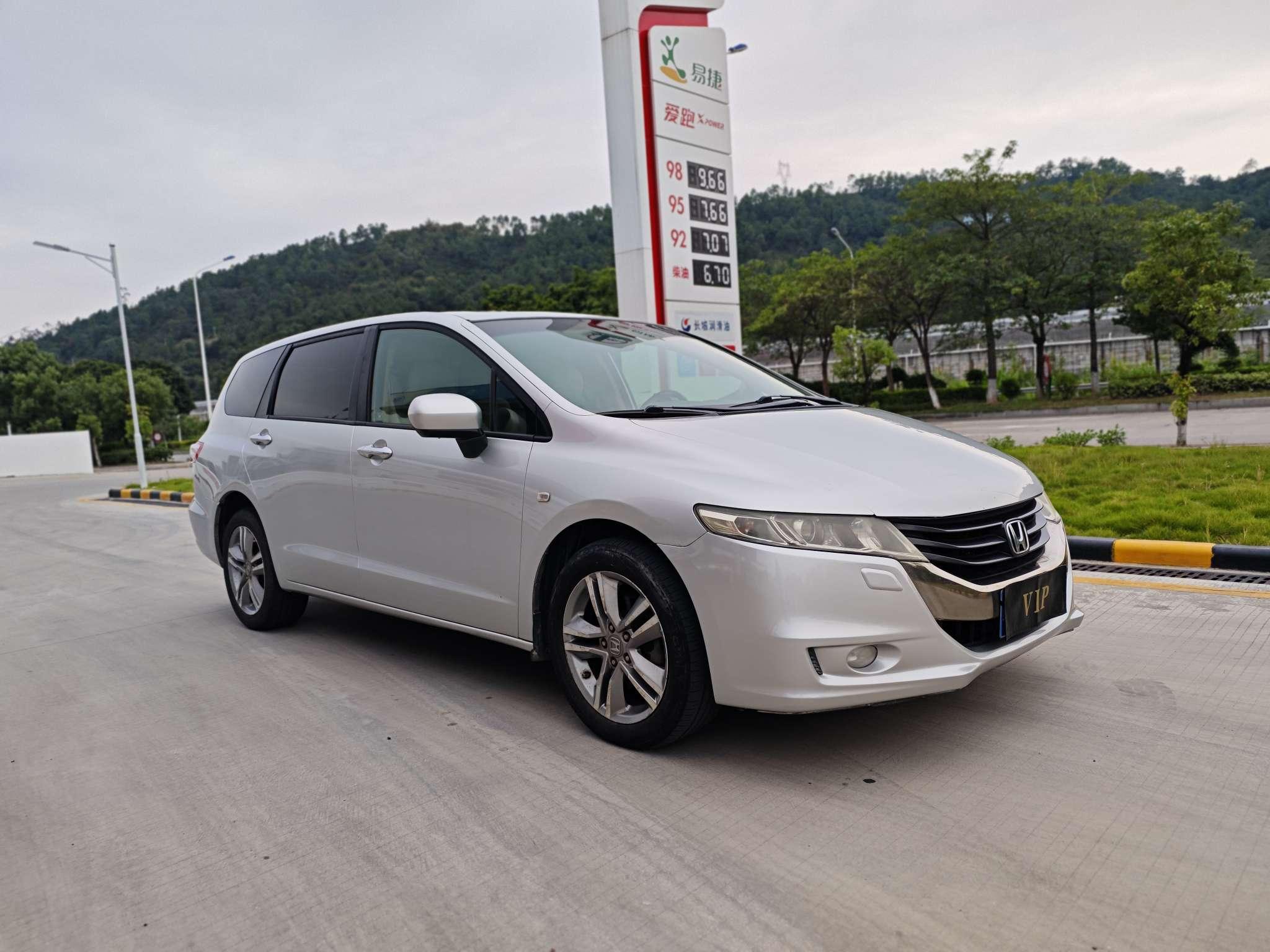 Honda Odyssey 2012 thumb 10