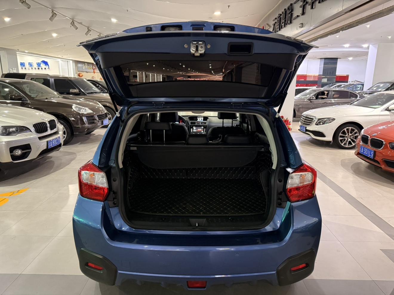 Subaru XV 2016 thumb 9
