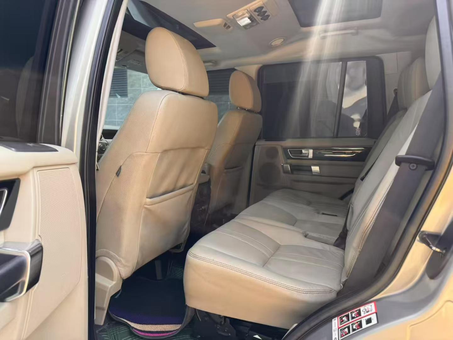 Land Rover Discovery 2010 thumb 7