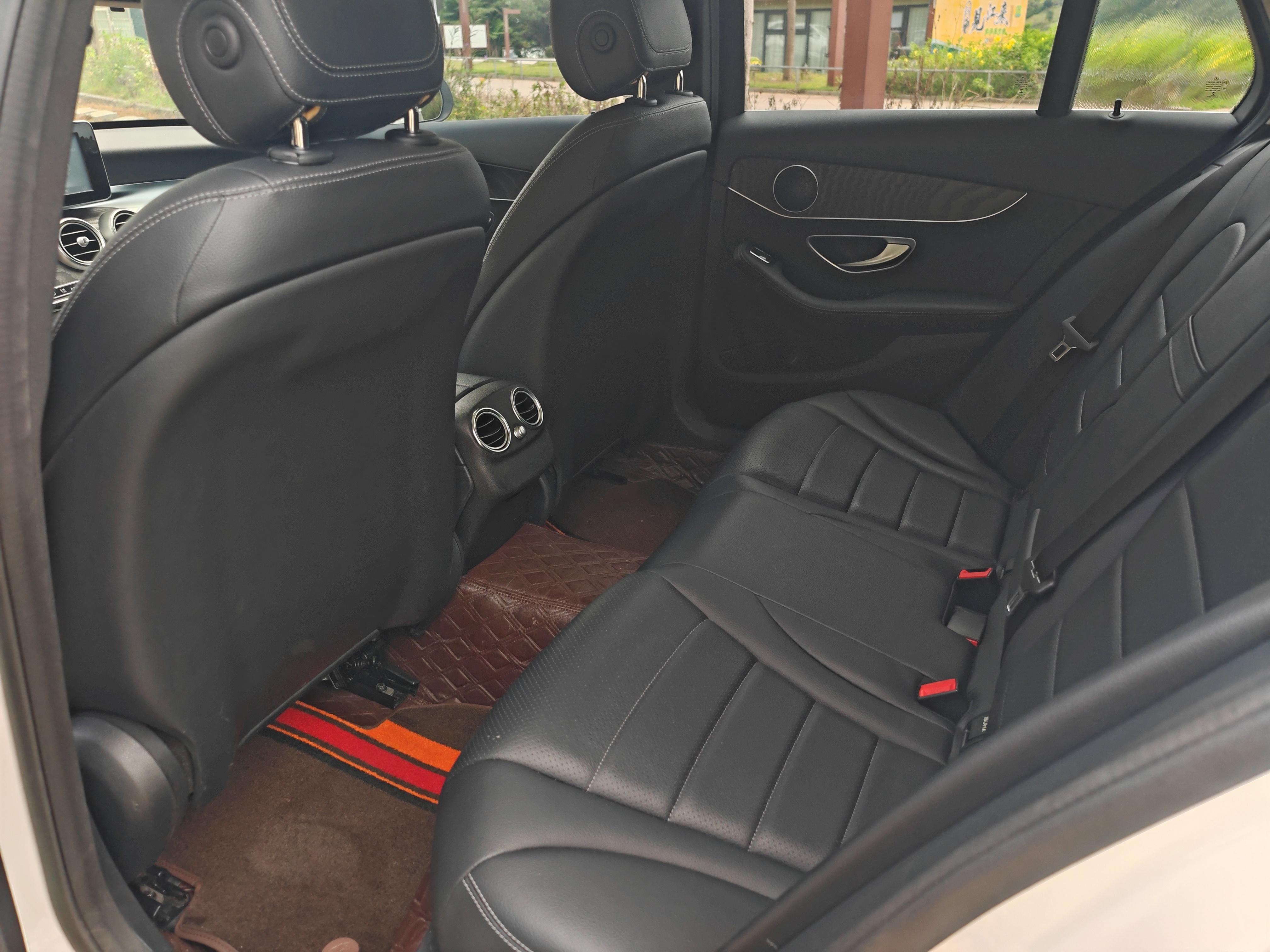 Mercedes-Benz C-Class 2016 thumb 12