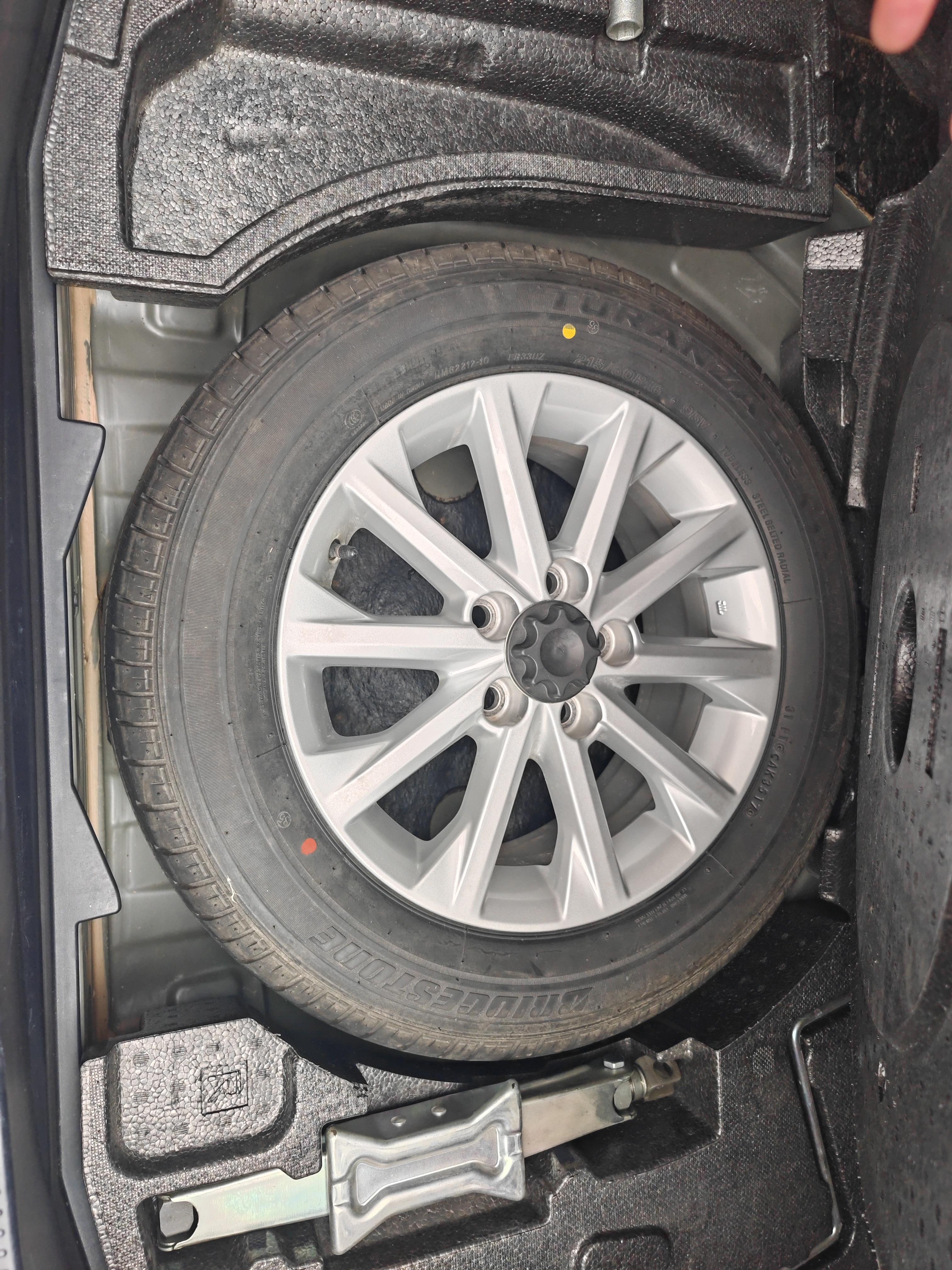 Toyota Camry 2017 thumb 5