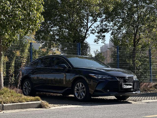 Toyota Avalon 2019 thumb 3
