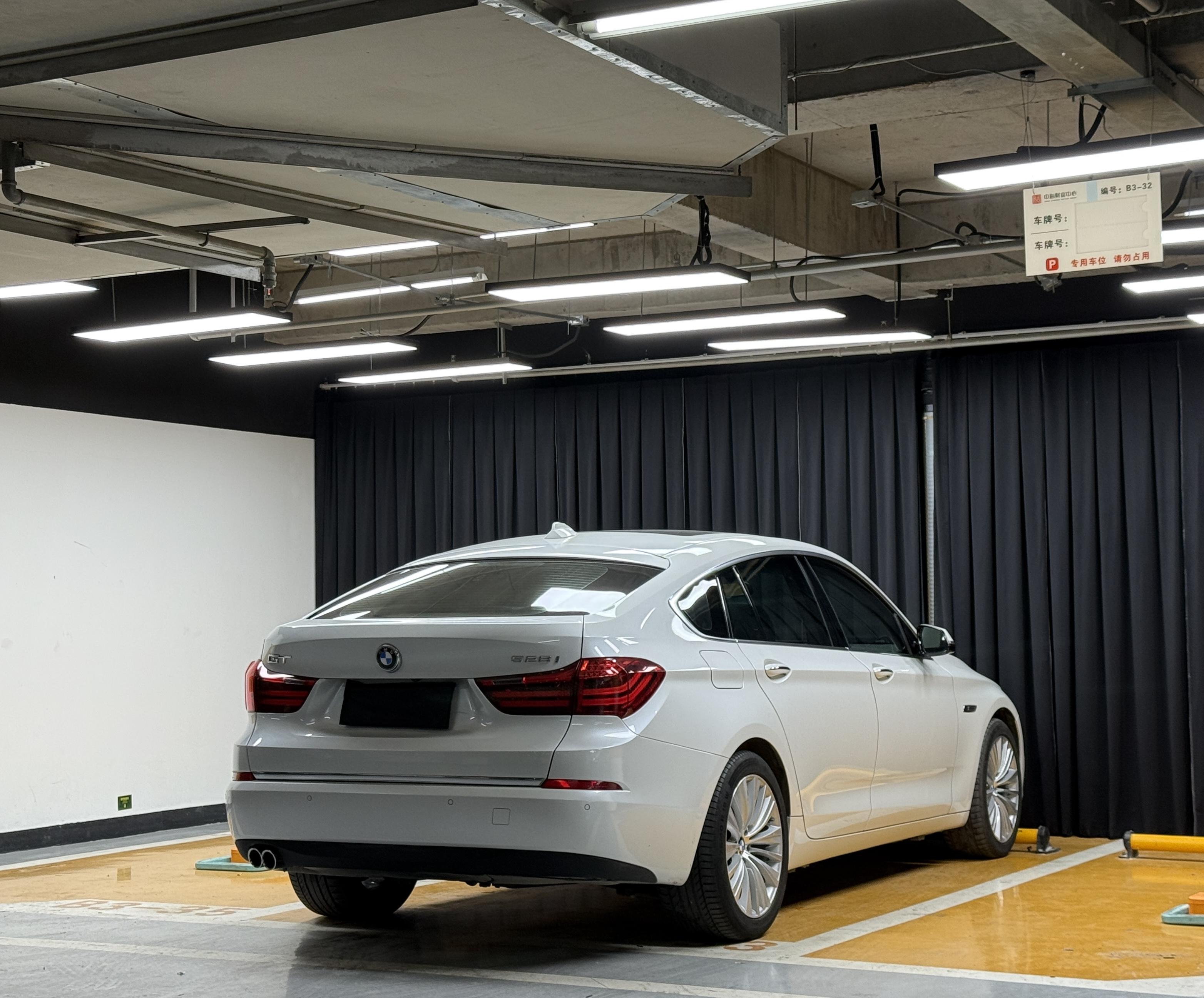 BMW 5 серии 2016 thumb 3