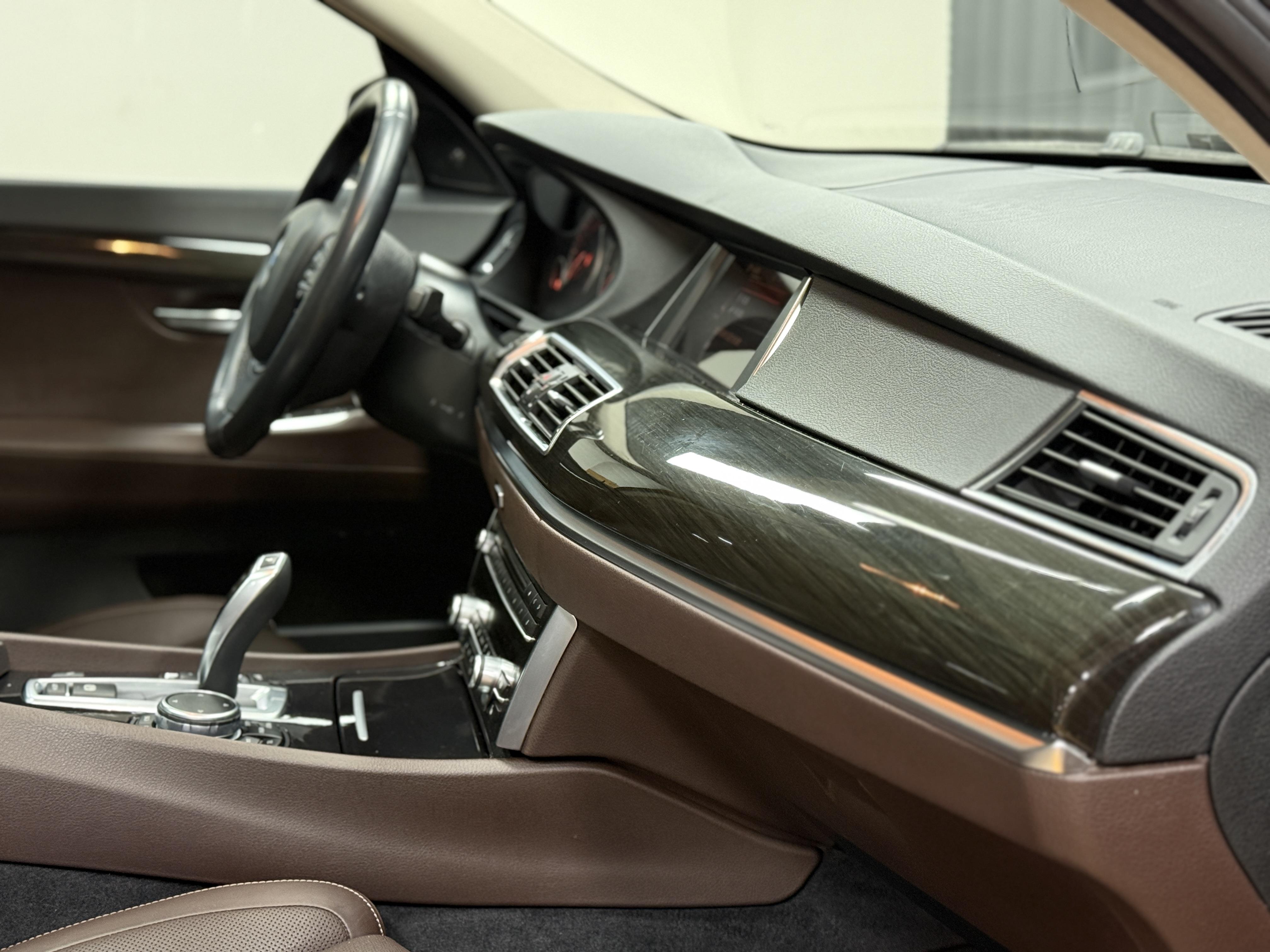 BMW 5 серии 2016 thumb 10