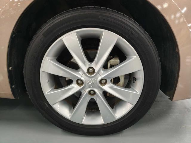 Hyundai Solaris 2015 thumb 7